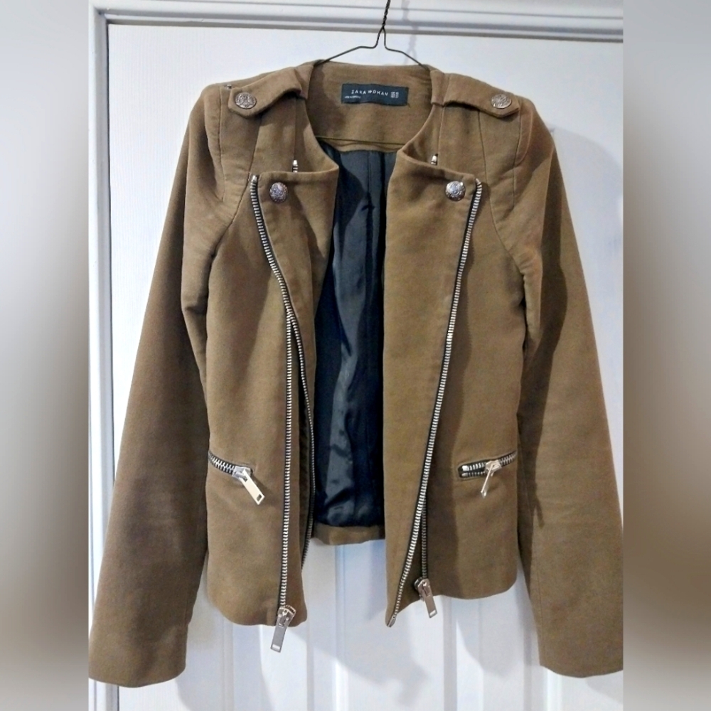 ZARA Woman- Blazer